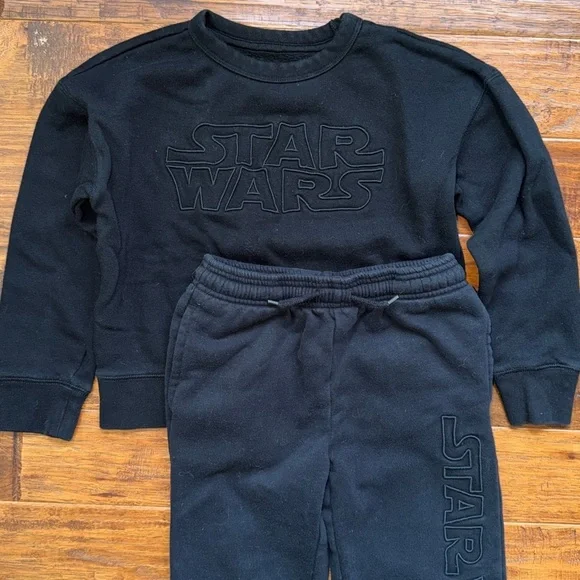 Gap Kids | Star Wars™ Jogger and Sweatshirt, unisex Small 6-7, black
