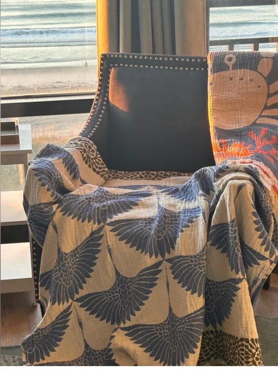 Viral 2026 Birds Jacquard Weave Reversible New With Tags 55 x 75 Soundside Blue