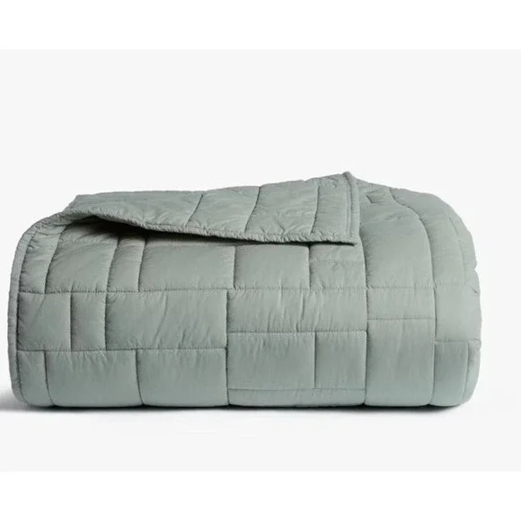 King / California King Size Cozy Block Quilt - Parachute Color ~ Jade