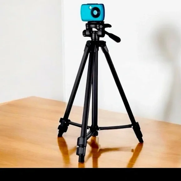 Compact ONN Tripod 17.8”-52”. 'Focus' - With Smartphone Cradle.