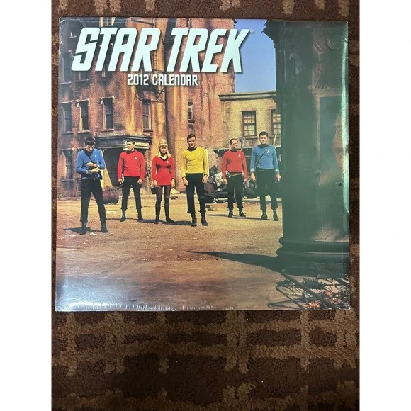 Star Trek‎ 2012 Calendar Original Series Kirk Spock McCoy New Sealed