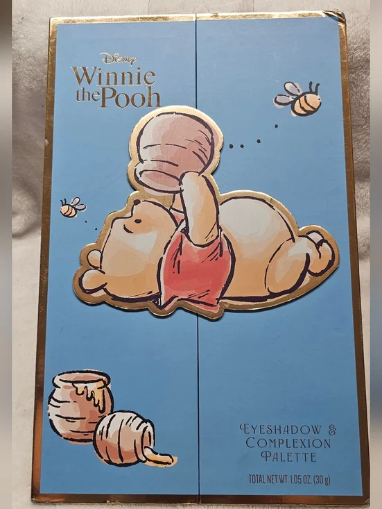 Large Winnie the Pooh Eyeshadow & Complexion Palette