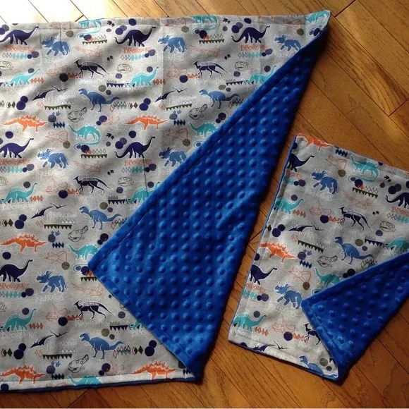Dinosaur Print Blanket Set with Blue Lining