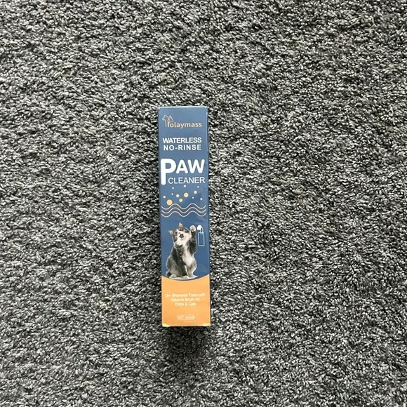 Blue and Orange Waterless Paw Cleaner for Cats