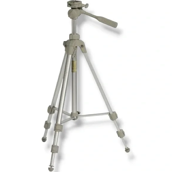 SUNPAK 5800D Tripod with 3-Way Pan/Tilt Head