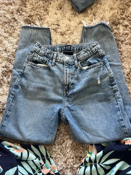 GAP mom jeans bin 6