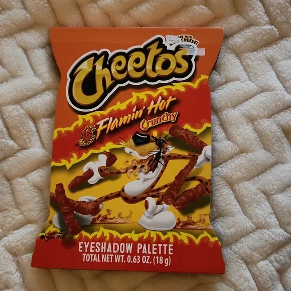 COPY - Cheetos flaming hot eyeshadow palette