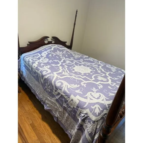 Queen Size 100% Cotton Bedspread Coverlet + Two Square Shams Purple and White