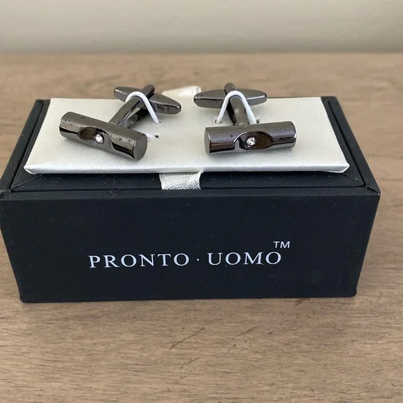 Pronto Uomo Cufflinks Set