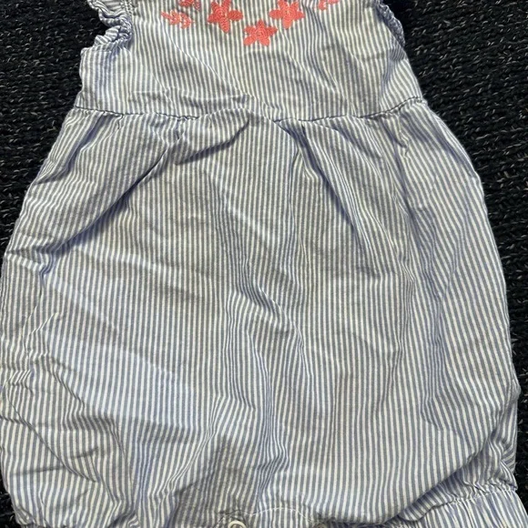 Carter’s Baby Girl Blue White Striped Romper 6M Floral Embroidered Sleeveless *