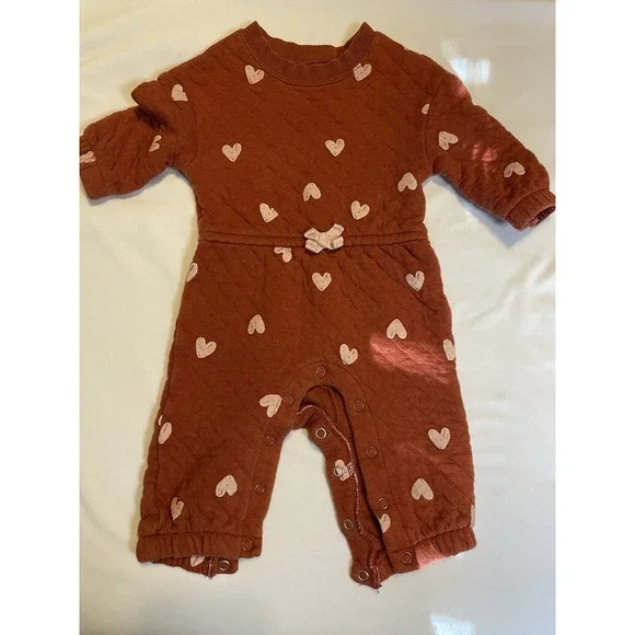 Carter's 6 Months Girls Baby Heart‎ Quilted Snap Long Sleeves Pants Bodysuit