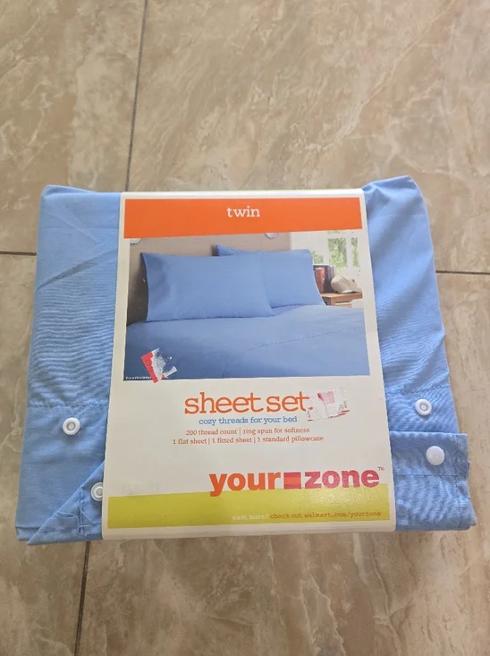 Twin Sheet Set in Light Blue