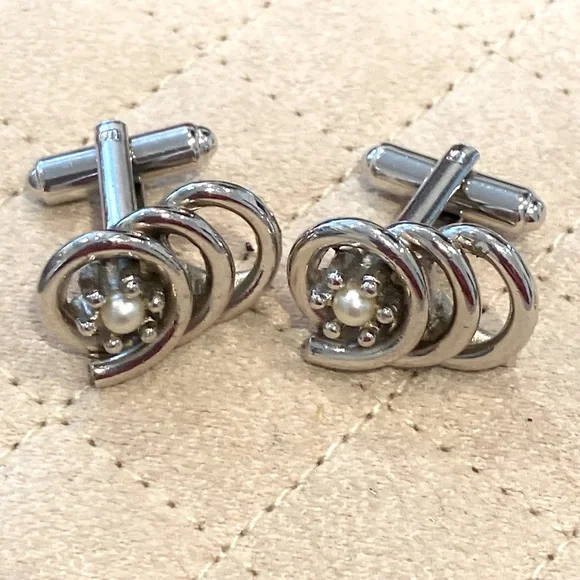 Silver Pearl Cufflinks