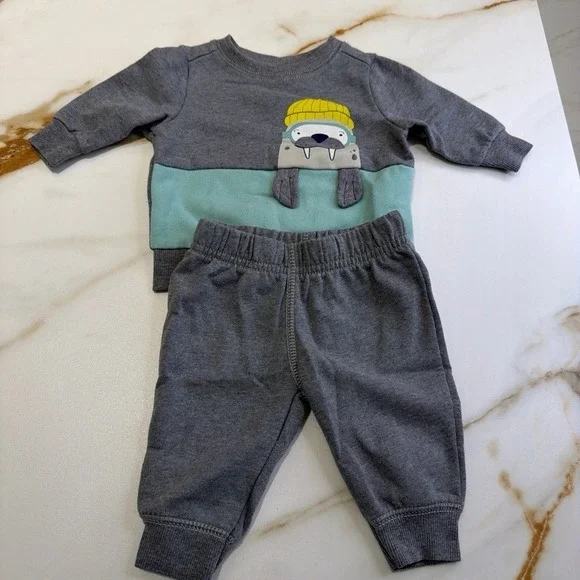 Carters outfit 3m