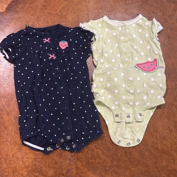 Set of 2 Carters Rompers
