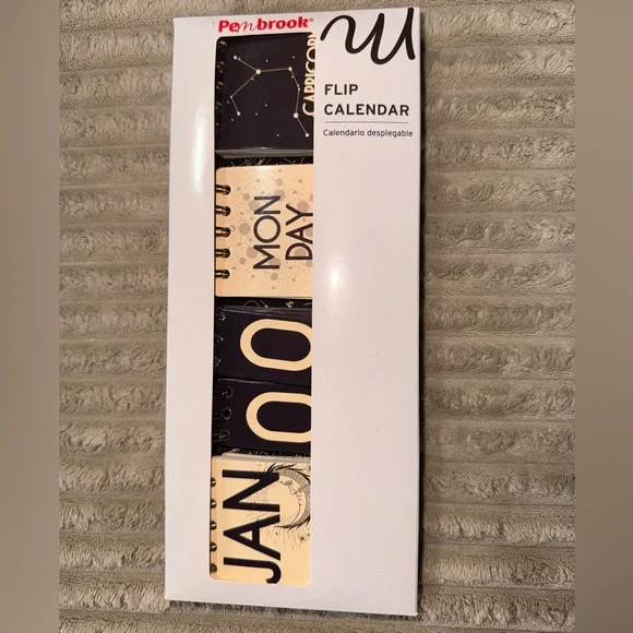 ✨ NWT Pembrook Zodiac Flip Calendar Desk Decor Astrology Chic ♑🌙