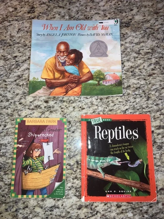 Children’s Book Lot of 3 Dr. Seuss Green Eggs & Ham Junie B Jones Reptiles Book