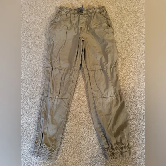 Carter’s Boys khaki jogger jeans 7/7A
