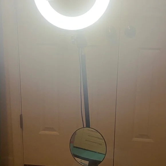 Ring light