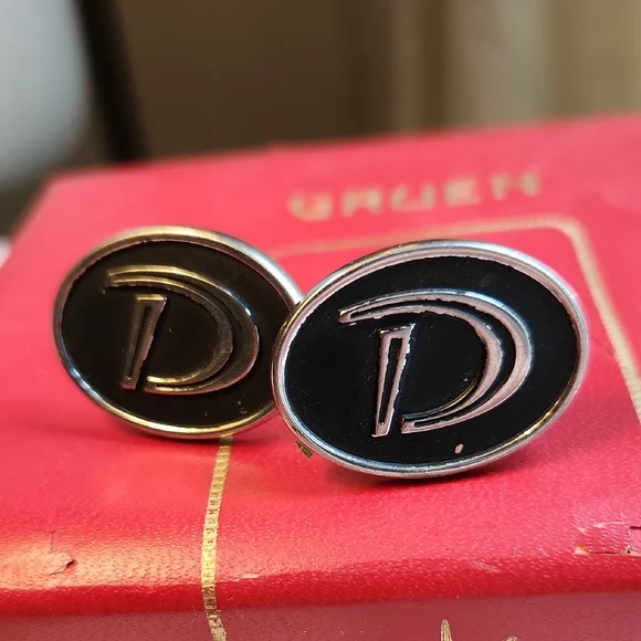 Cufflinks initial 
