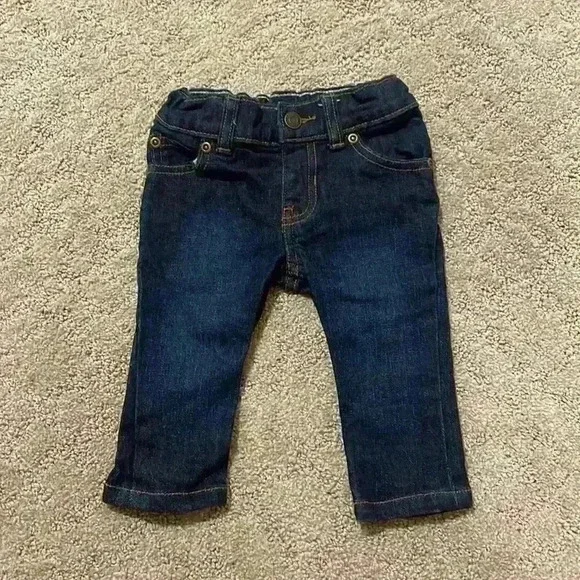 NWOT Carter’s skinny jeans 6m