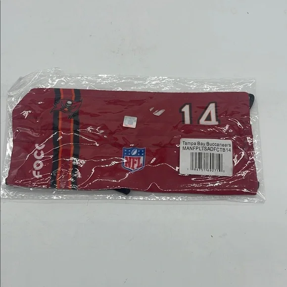 Tampa Bay Buccaneers Red Face Cover
