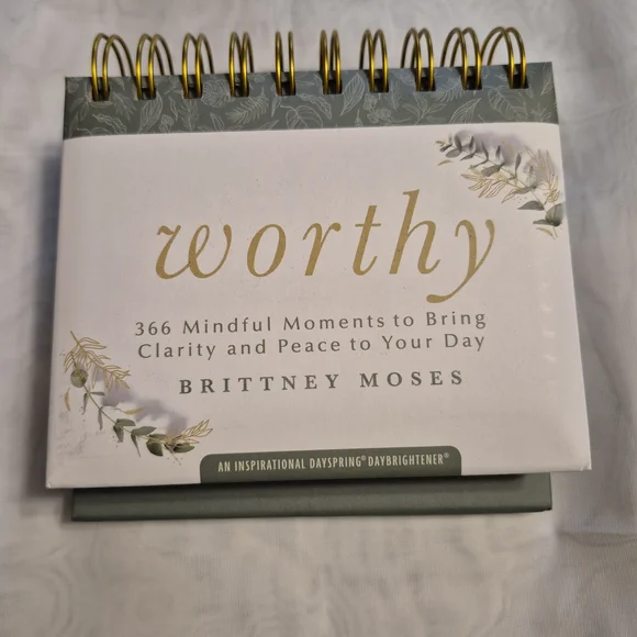 Worthy Inspirational DaySpring DayBrightener