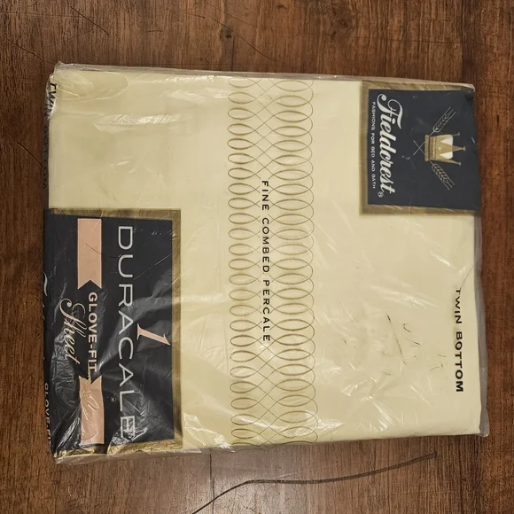 Vtg NEW Fieldcrest Duracale Twin Bottom Fitted Sheet Fine Combed Percale Yellow