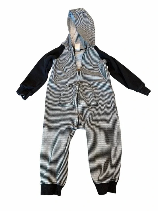 Carter’s Hooded One-Piece Romper – 24 Months