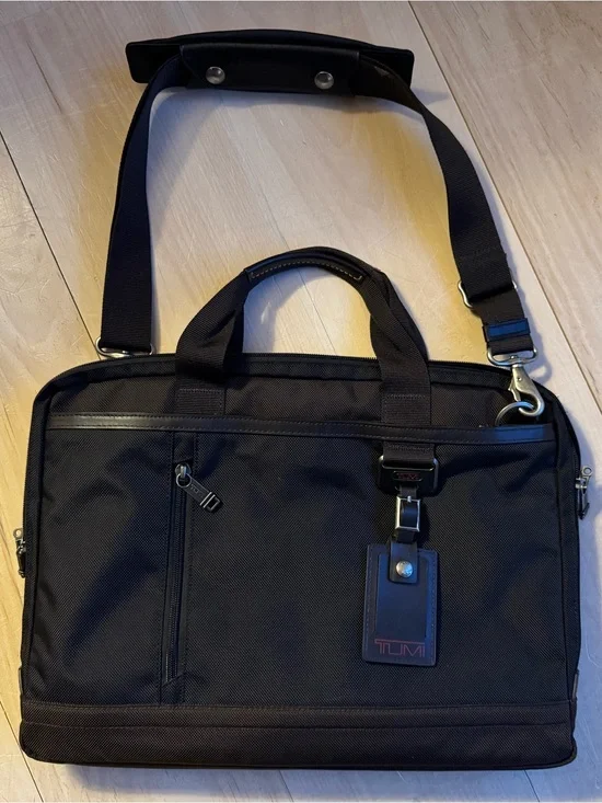 BUNDLE Tumi Laptop Bag, Laptop Insert and Tumi Flat Folding Pack