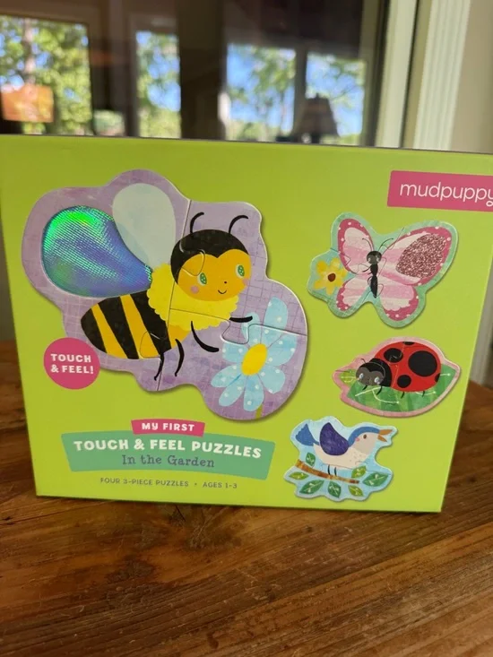 Mudpuppy NWT My First Touch & Feel Puzzles - Garden Animals (Green) GREAT toy!