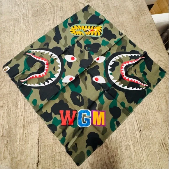 A BATHING APE BANDANA