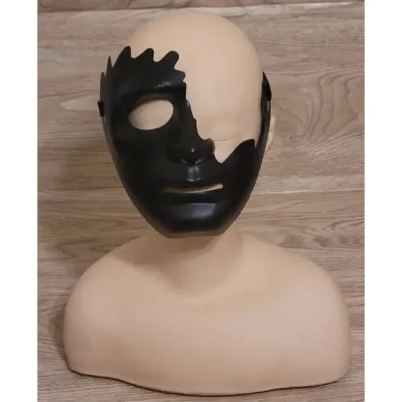 Half-Face Street Dance Black Adult Mask, Halloween Costume Prop Pre-owned