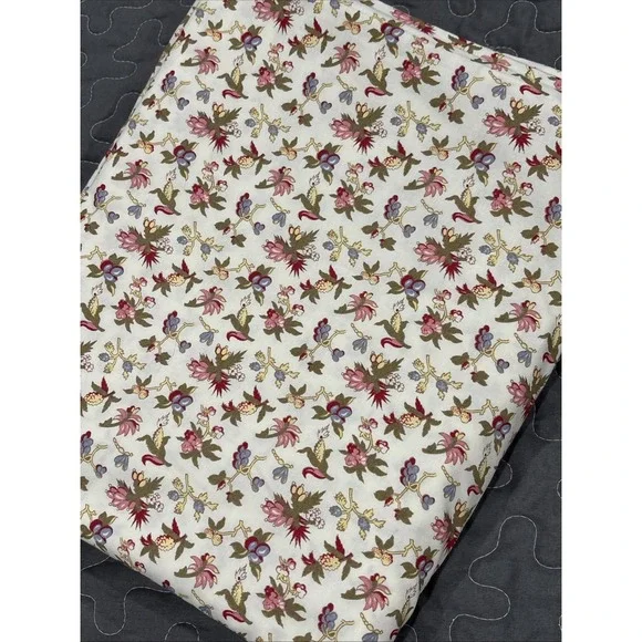 Pottery Barn Flat Sheet 88x107