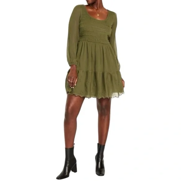 NWT Old Navy Forest Green Smocked Eyelet Trim Tiered‎ Mini Dress Large Fairycore