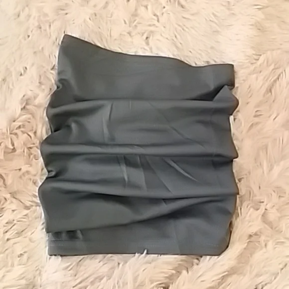 1 Brand New Gray Neck Gator Face Covering