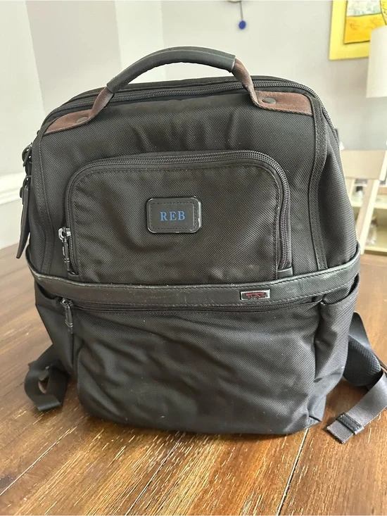 TUMI alpha brief/backpack