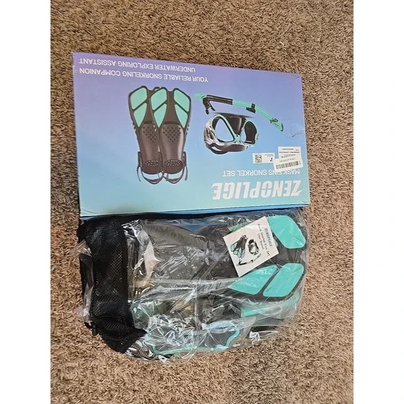 Zenoplige Snorkel Set Mask And Fins S/M Black Brand New