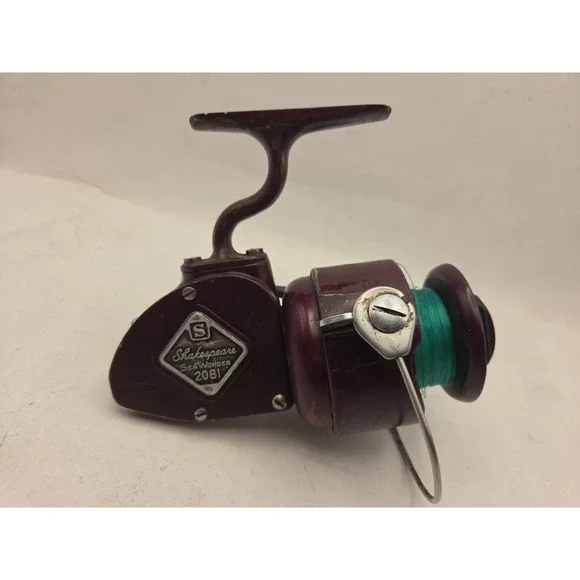 Vintage Shakespeare Sea Wonder 2081 Open Face Spinning Reel Fishing Purple Good