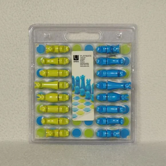 Umbra Playmate Chess Set Blue and Lime Rubber Game Pieces Buro fur Form Monster