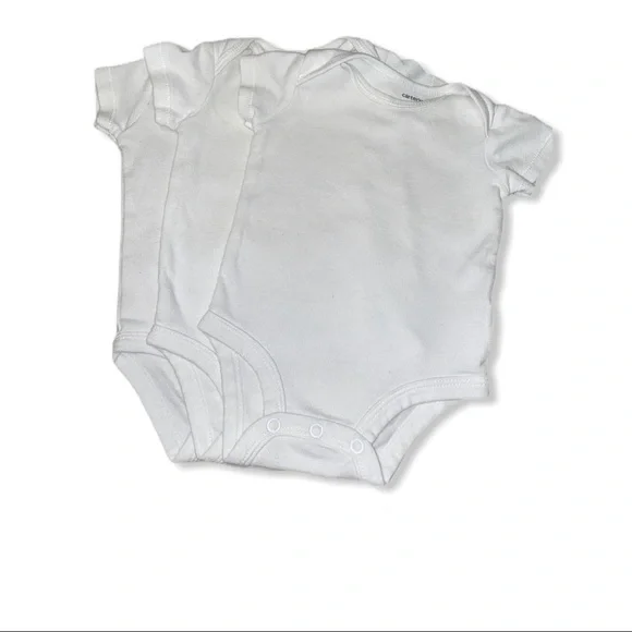 Carter’s Onesies. White 3M