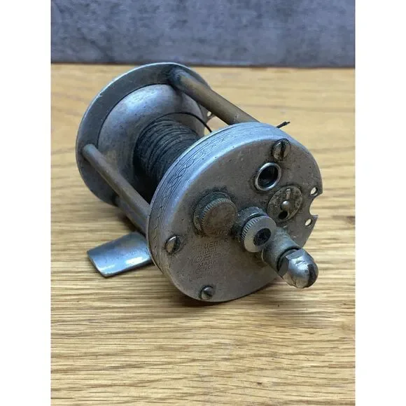 Pflueger Nobby 1963‎ Fishing Reel Baitcasting Vintage Fisherman Made In USA