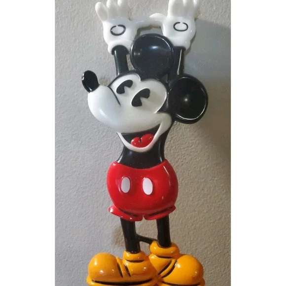 Vintage 60s 70s Disney Land Mickey Mouse‎ Back Scratcher 16 Inches w OG Sticker