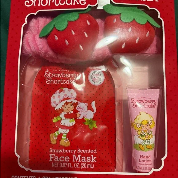 Strawberry Shortcake Spa Headband and Face Mask Set