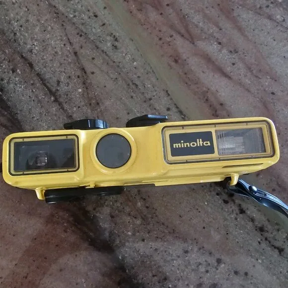 Minolta Weathermatic-A 110 Underwater Camera