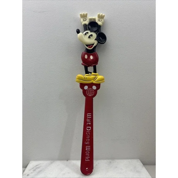 Vintage Walt Disney World Mickey Back Scratcher