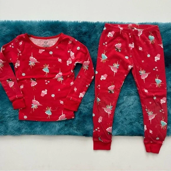 Carter’s Toddler Girl Long Sleeve Pajama Set Size 5T