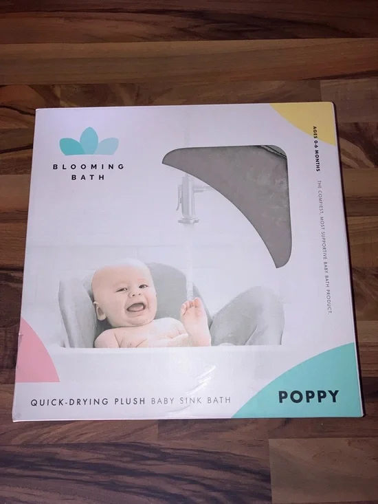 Blooming Bath poppy plush flower baby bath tub