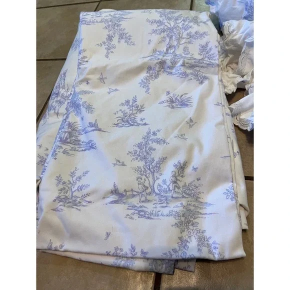 Pottery Barn Baby Isabelle Toile Bedding Lavender White Cotton Ruffle Curtains‎