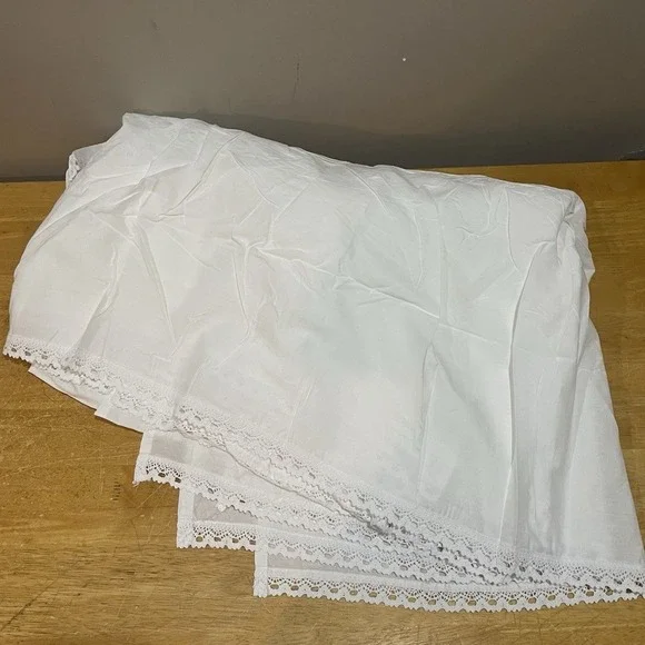 Vlocomen‎ White Eyelet Lace King Bedskirt Box Pleat Corners 18